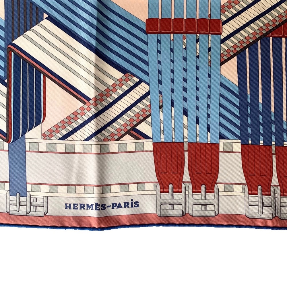 ❌SOLD❌Hermes Silk Scarf - Picture 4 of 5